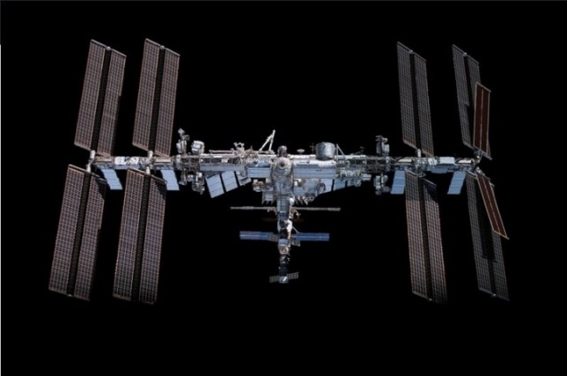 Screenshot-2022-08-25-at-08-57-14-Redwire-to-Develop-First-Commercial-Space-Greenhouse-to-Improve-Crop-Science-on-Earth-and-Support-Future-Space-Exploration-Missions1